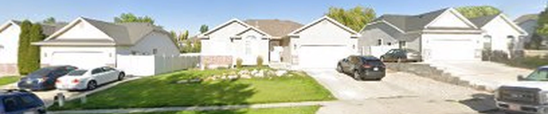 Aura Cleaning LLC