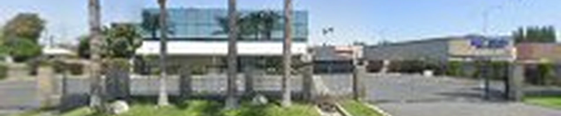 Boutique Construction Service Paramount