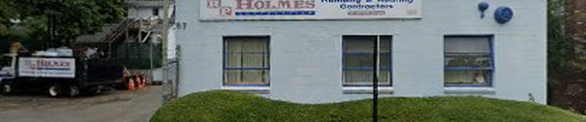 R P Holmes Corporation