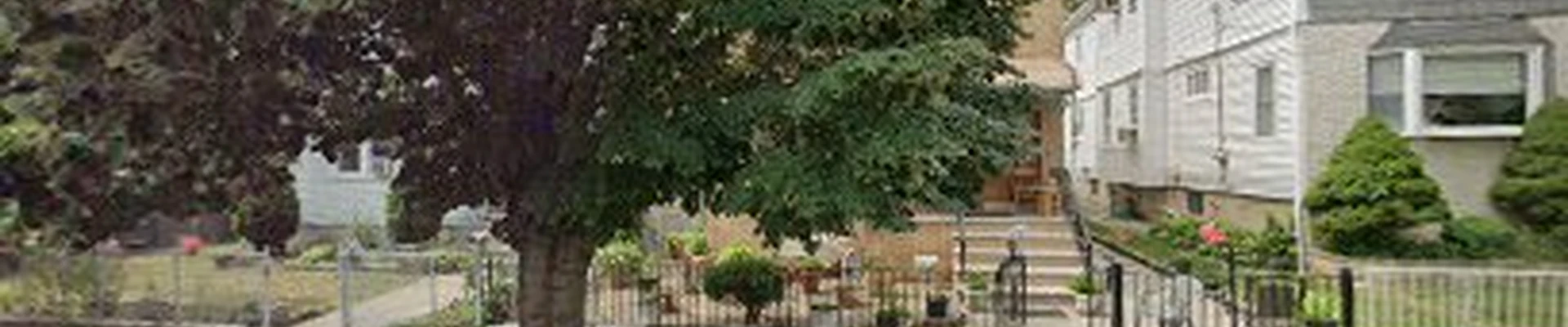 Rocco's Landscaping And Concrete Service LLC