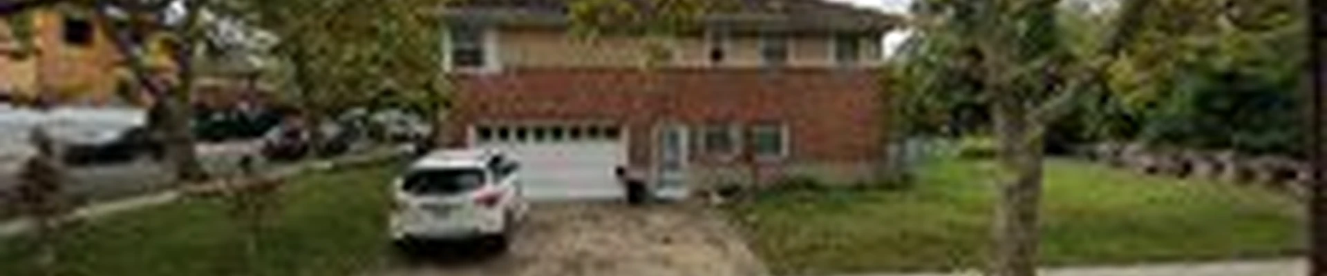 Clover's Landscaping Services Inc.