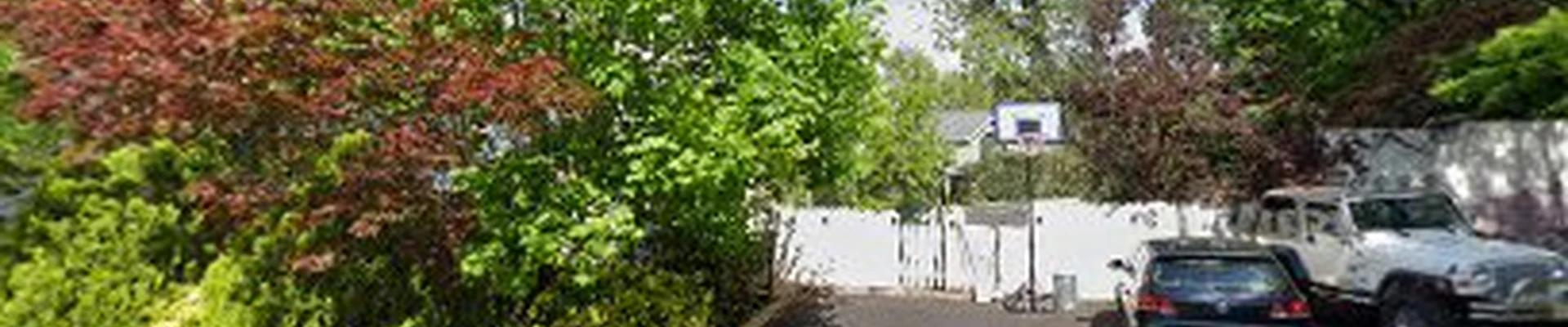 Greens up Landscaping