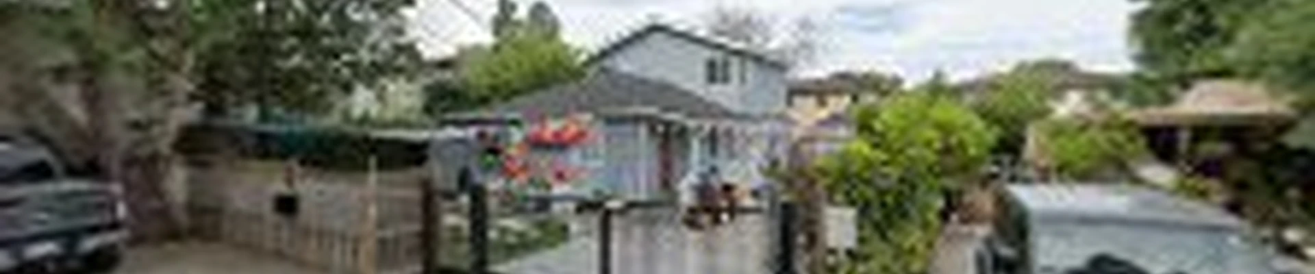 Castillo Landscaping & Tree Services