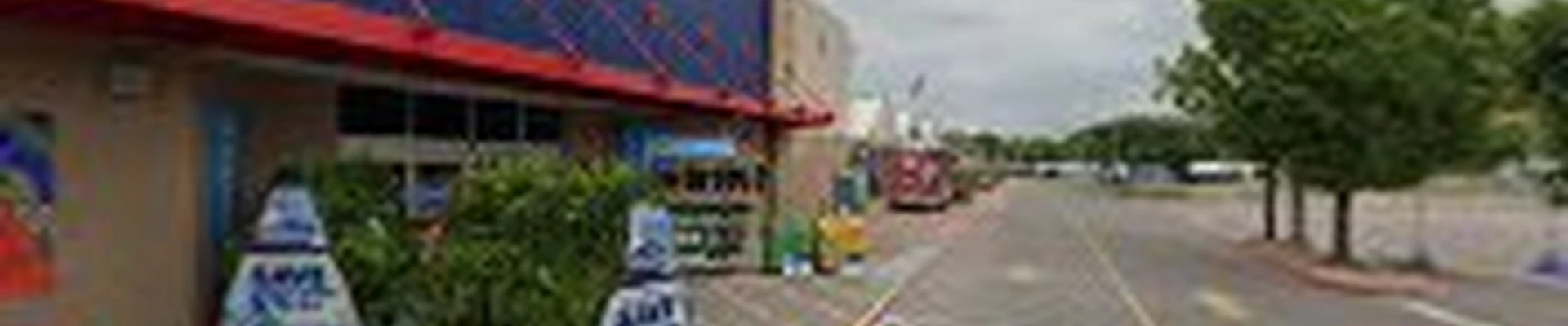 Lowe's Garden Center