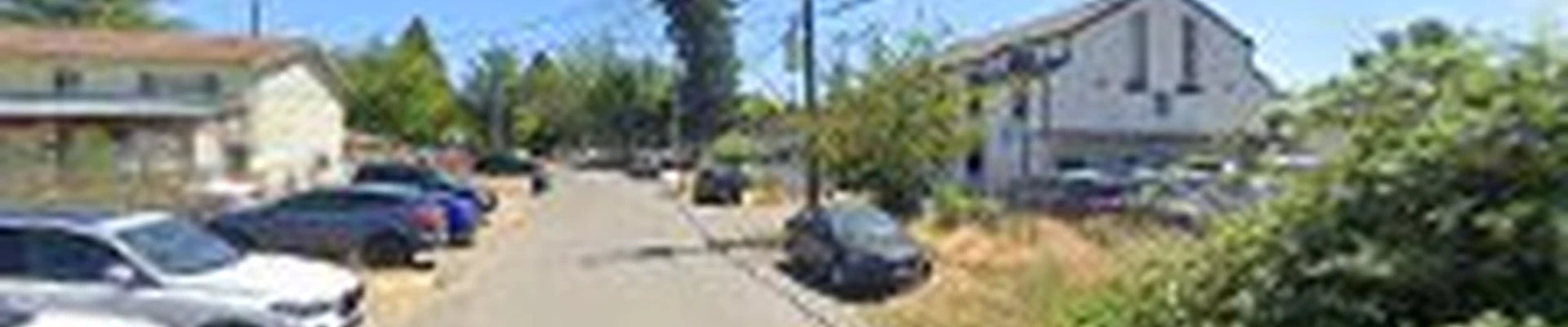 Zeke's landscape & maintenance, LLC