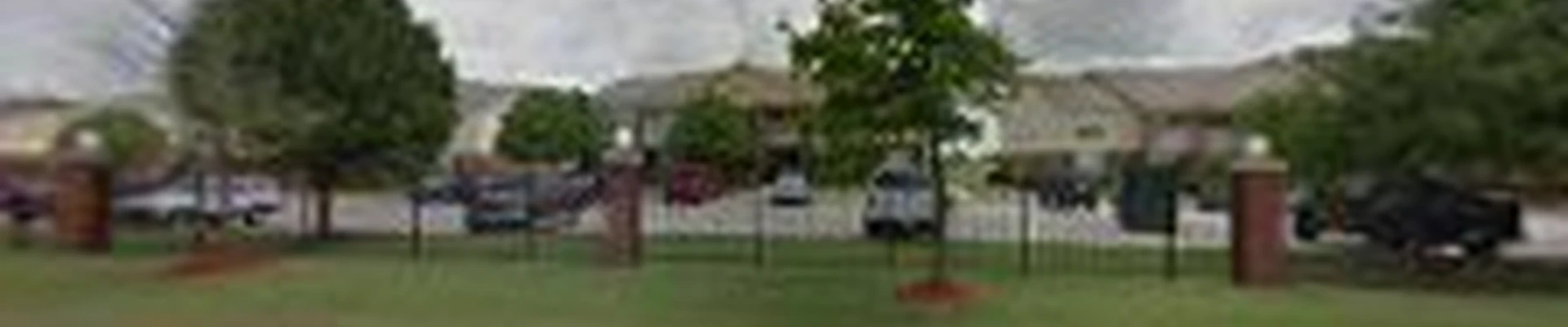 Grass & Trees, LLC