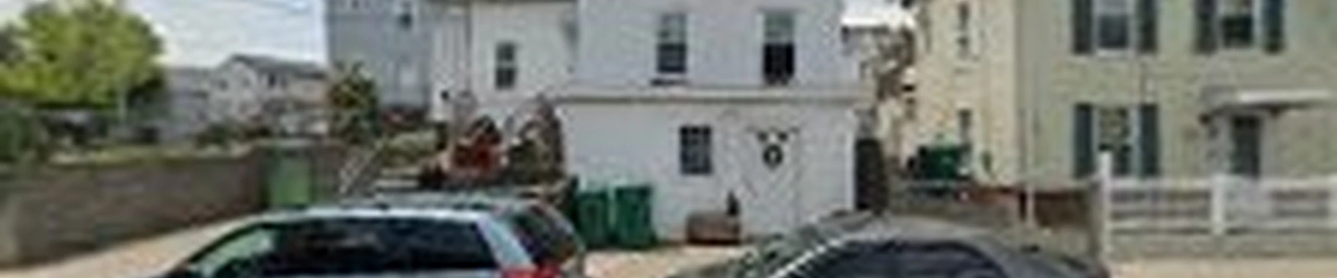 Monteros Tree Service & Landscaping