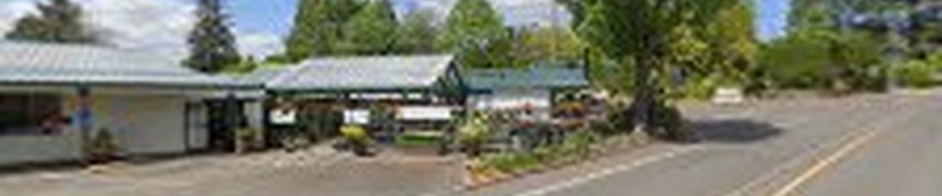 Drake's 7 Dees Landscaping and Garden Center