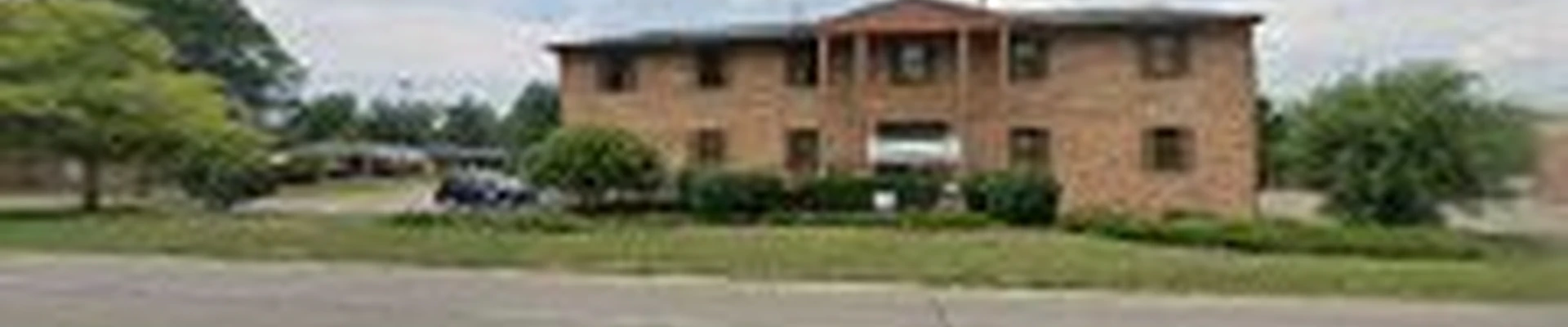 DLC Lawn Maintenance & Landscaping