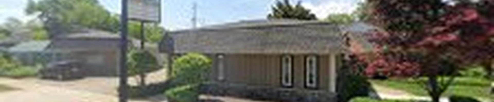 Greenlawn Landscaping Maintenance Co