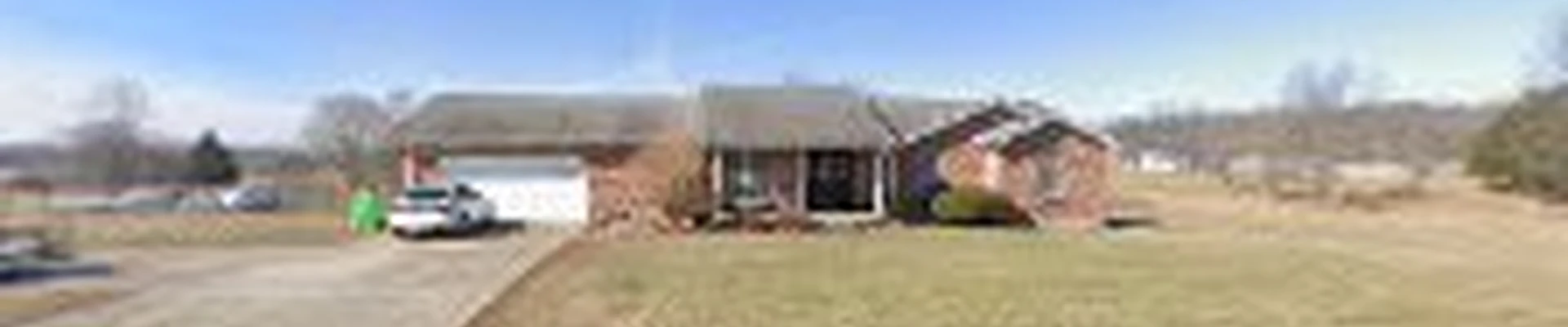 Blades Lawn & Landscape LLC