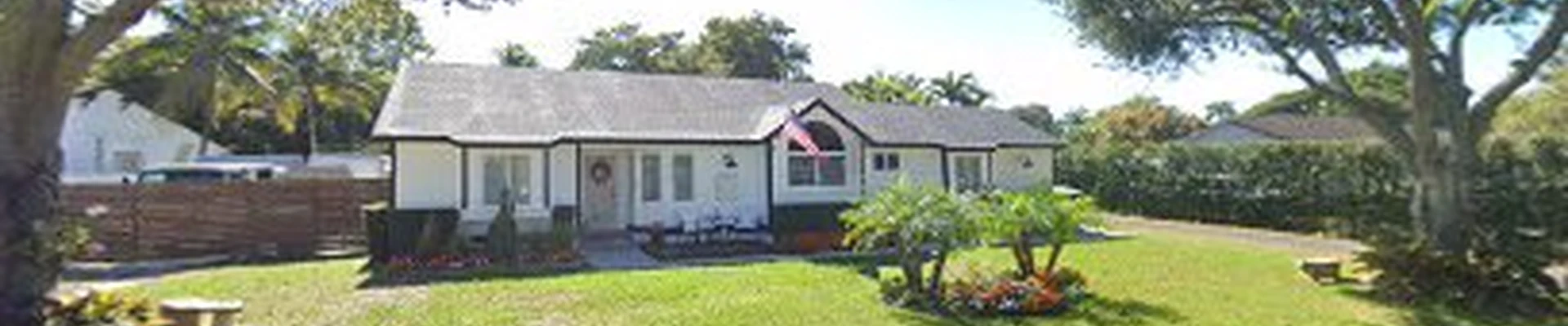 Island's Lawn & Garden