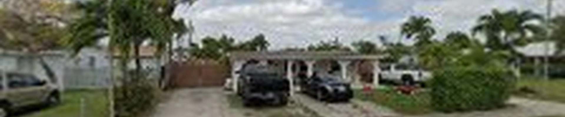 Gardener Adolfo Jardinero & landscaping