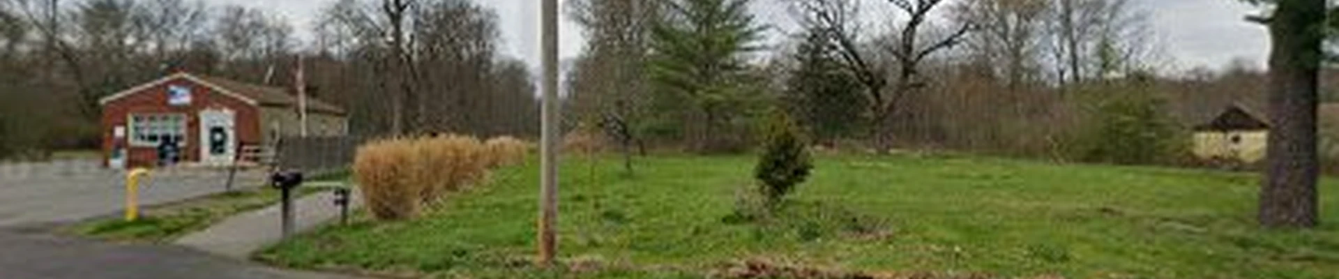 Hickory Tree Landscaping