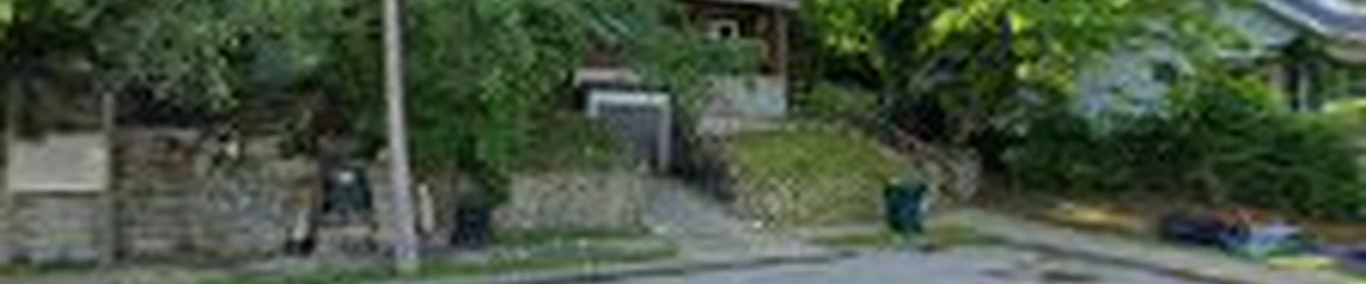 Trim That Bush Landscaping