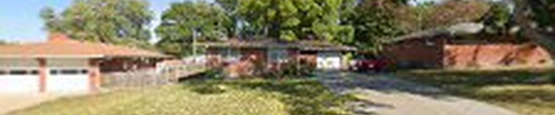 Barry’s Lawn and Landscape