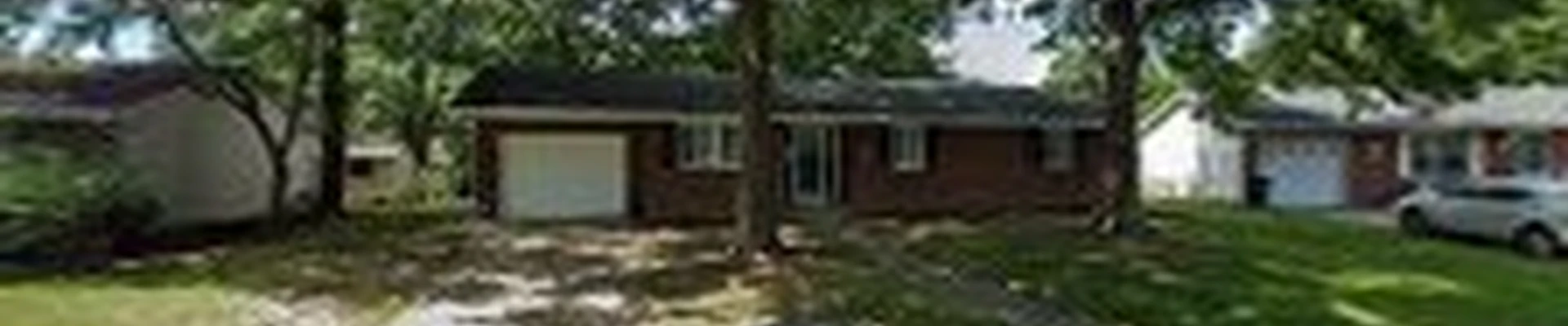 LawnStarter - St. Louis Landscaping