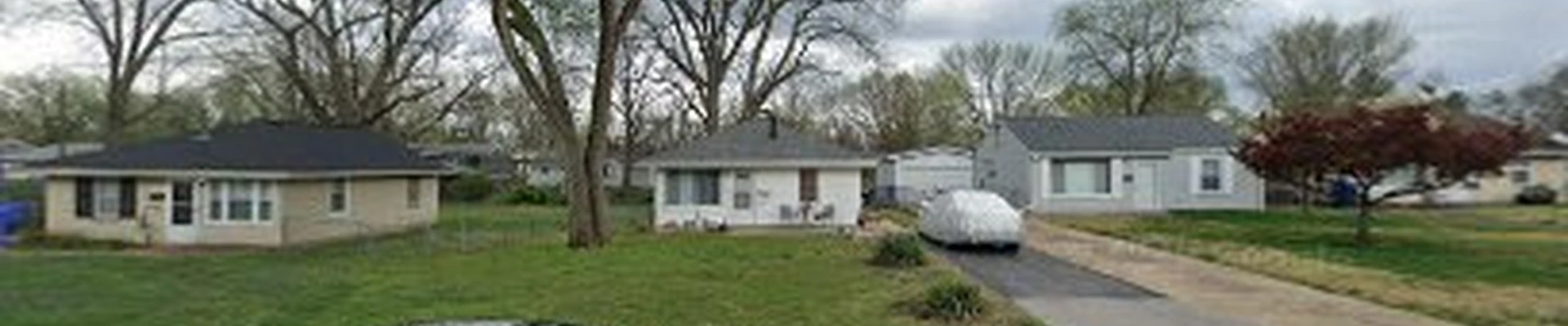 Huber lawn and landscape