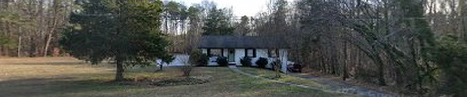Country & Contemporary View Landscaping