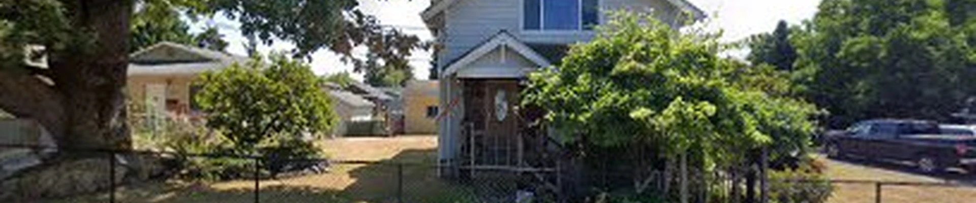 Evergreen Construction & Landscaping Inc