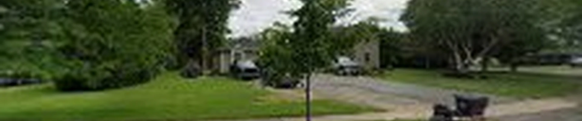 Ada's Lawn Care LLC