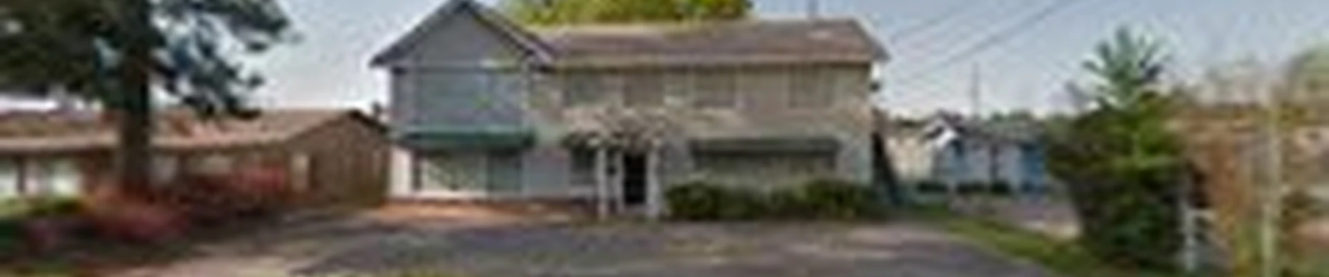 SIMMONS LAWN AND LANDSCAPING TEAM