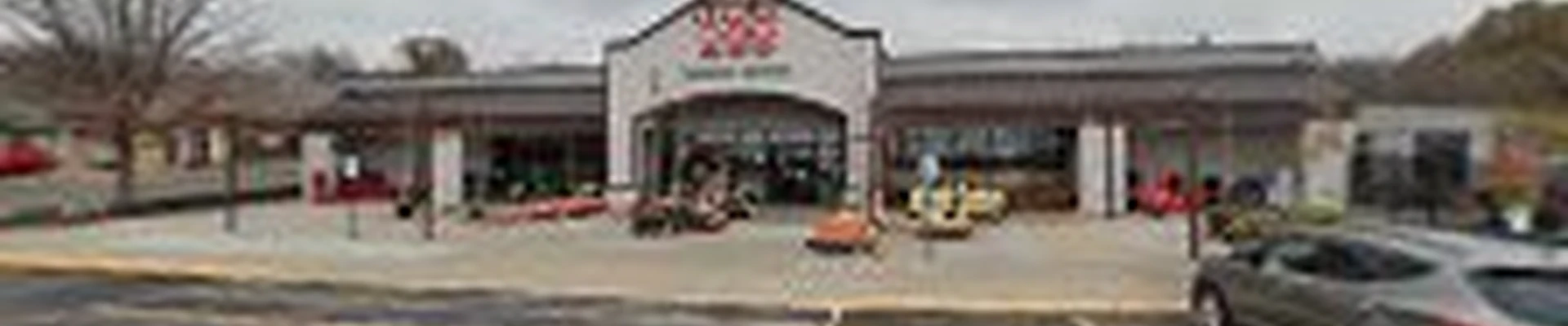 Earl May Garden Center