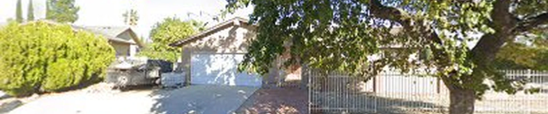 E & E Landscaping