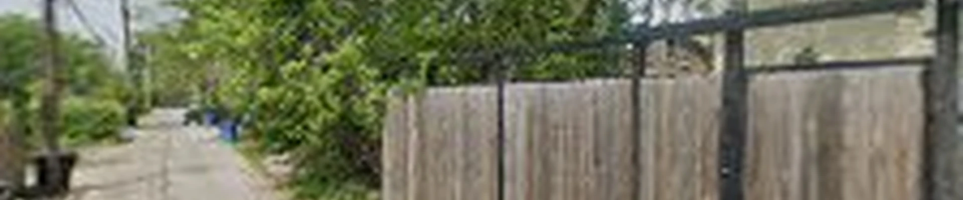 Edwin's Roofing and Gutters PLLC