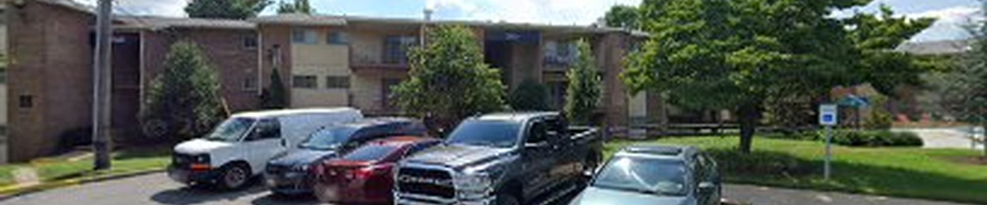 GOLDEN CLASSICO CLEANING SERVICES LLC