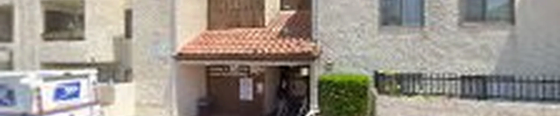 HOUSE CLEANING NAVARRETE