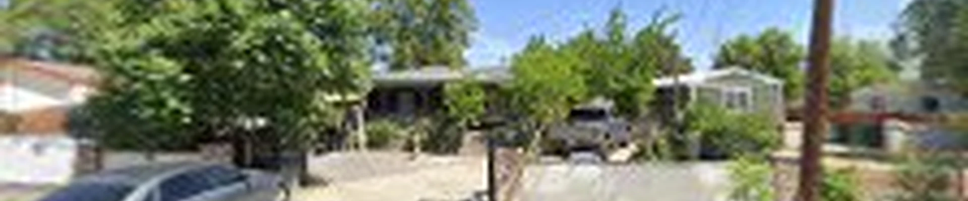 Lovely House Cleaning & Commercial Cleaning