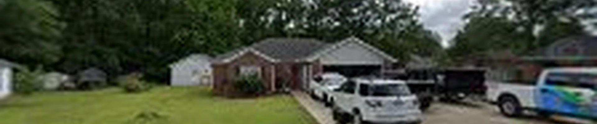 Xenya's LLC Junk Removal And Cleaning Services