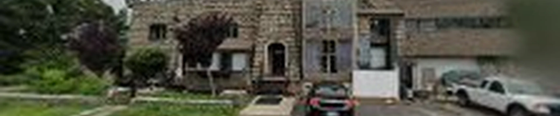 Seamless Gutter & Professional Painting