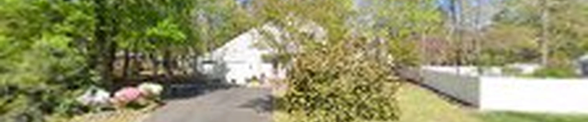 Colonial Pools LLC