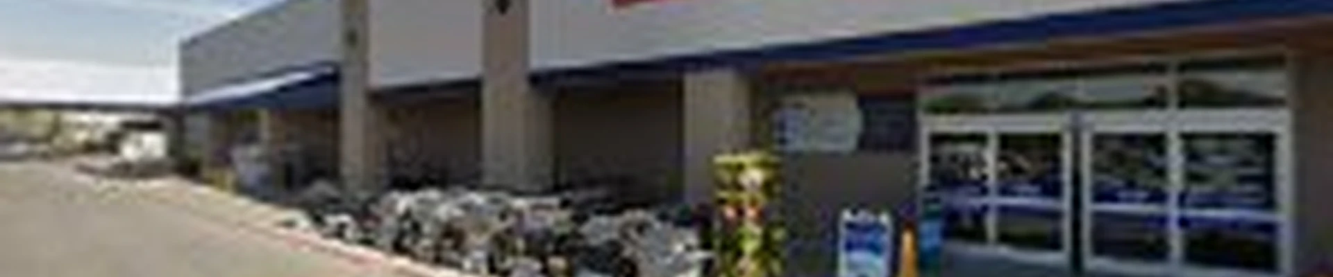 Lowe's Garden Center
