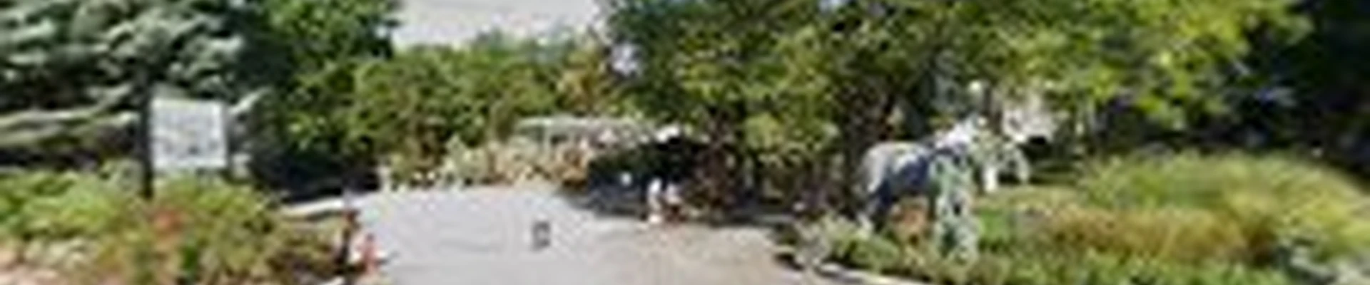 La Serra Gardens