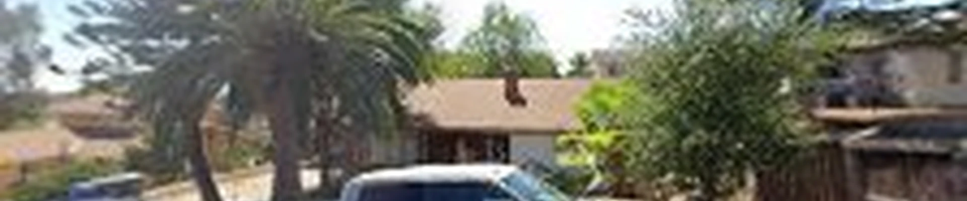Tomas Tree Services Construction Worker, Fallbrook California