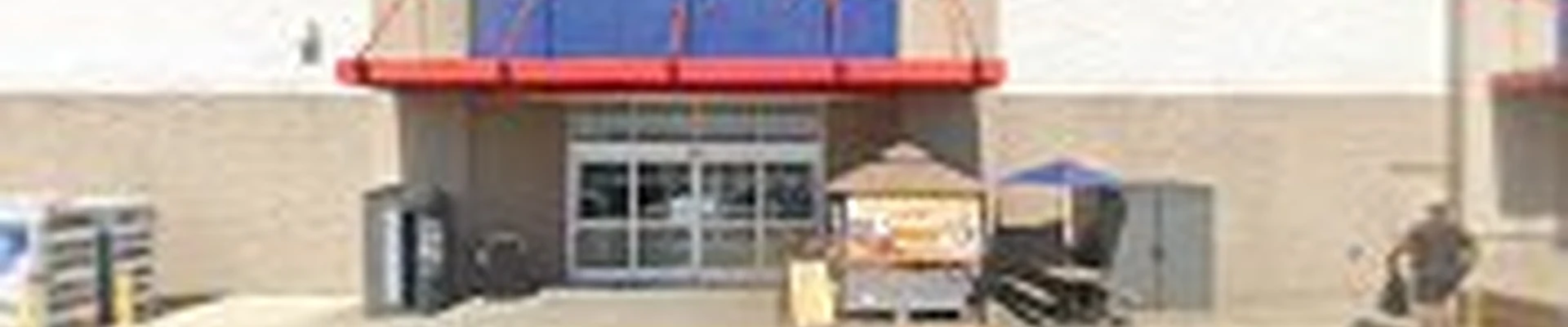 Lowe's Garden Center