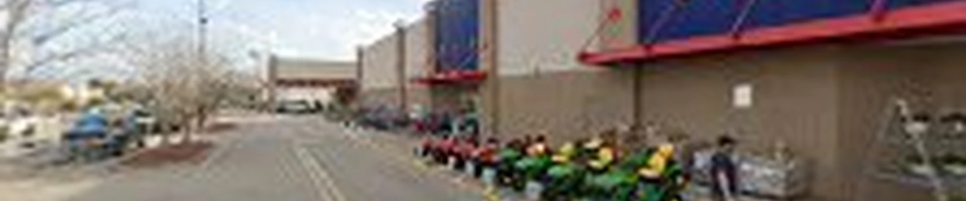 Lowe's Garden Center