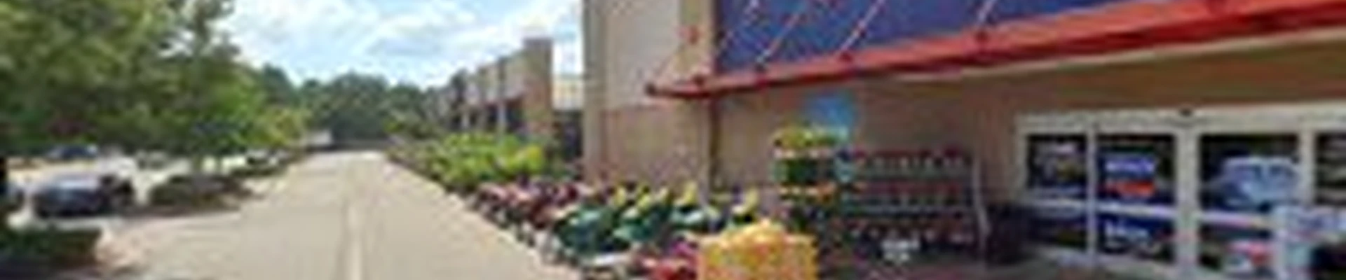 Lowe's Garden Center