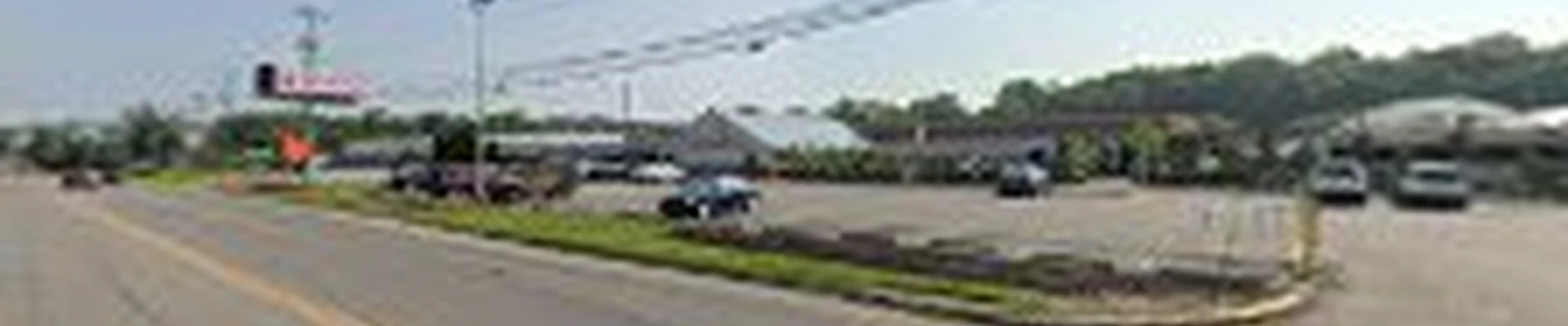 Strader's Garden Center