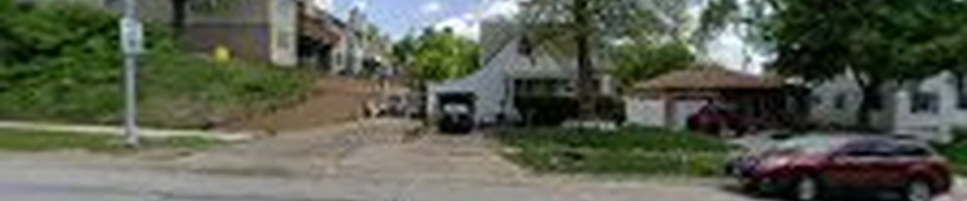 R & R Hauling Demolition Tree Service and Junk Removal