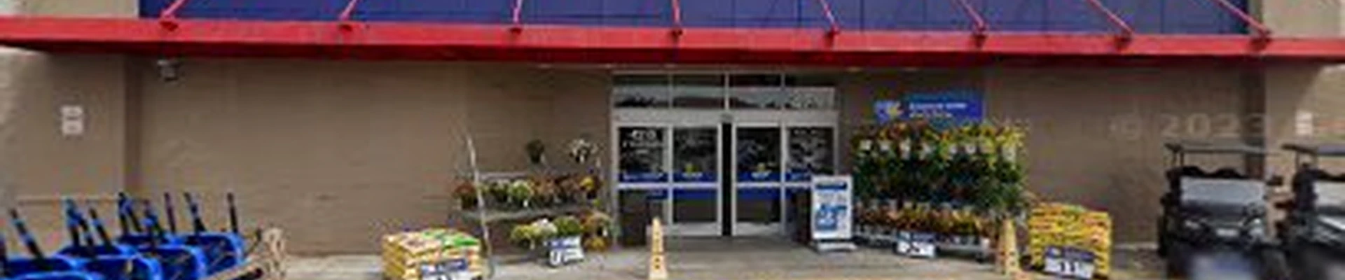 Lowe's Garden Center