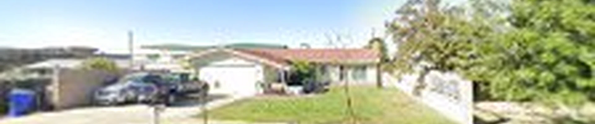 PACIFIC CUSTOM INC concrete & landscape