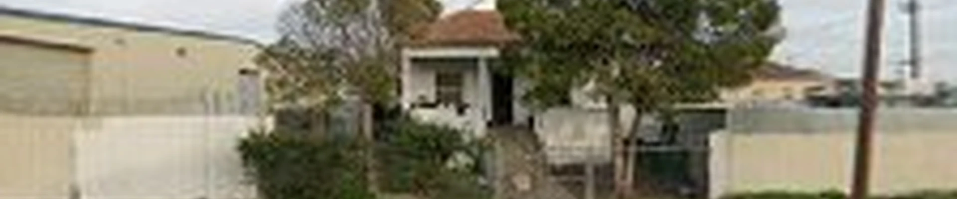 LawnStarter Lawn Care Service