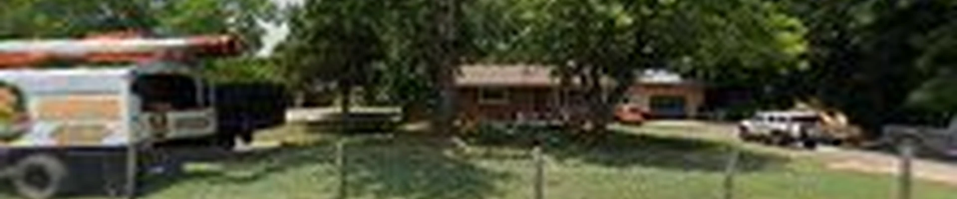 Leon's Landscape and Tree Service