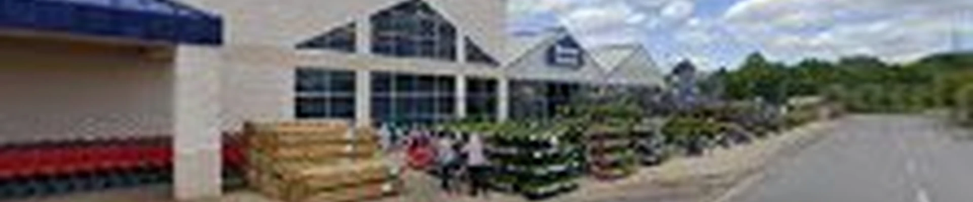 Lowe's Garden Center