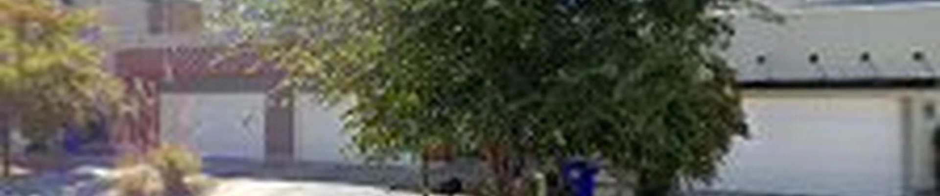 LawnStarter Lawn Care Service