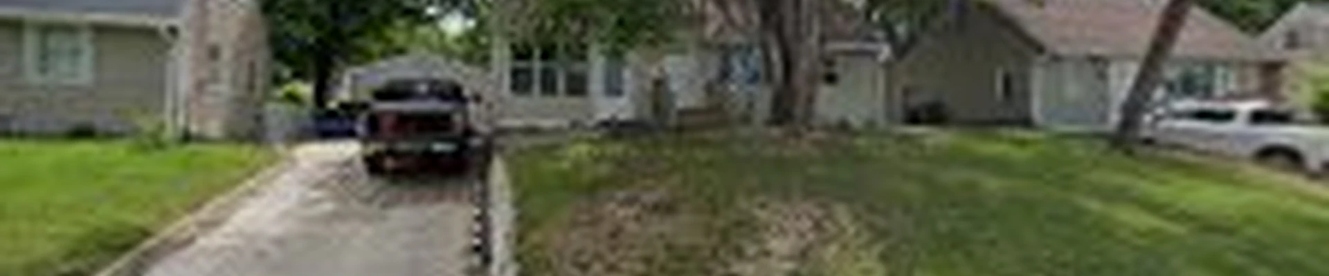 GRASS GRABBERS Lawn & Landscape